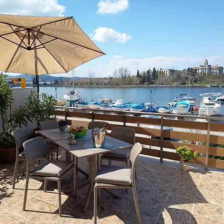 شقة Cozi 2bd With Sea View In The Old Town Of