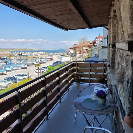 Cozi 2bd With Sea View In The Old Town Of * Sosopol