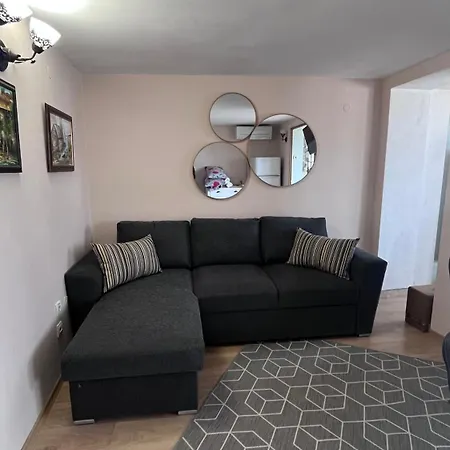 Apartament Cozi 2bd With Sea View In The Old Town Of Sozopol