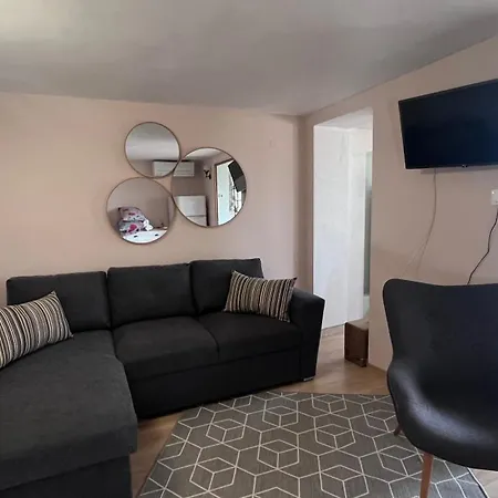 Cozi 2bd With Sea View In The Old Town Of Sozopol