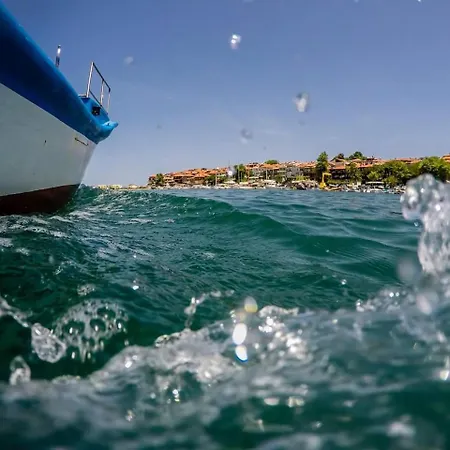 Cozi 2bd With Sea View In The Old Town Of Apartament Sozopol